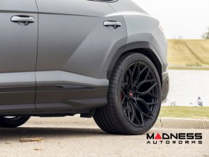 Lamborghini Urus Custom Wheels - S17-01 by Vossen - Satin Black Lamborghini Urus Custom Wheels - S17-01 by Vossen - Satin Black